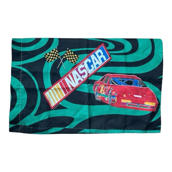 VTG 1995 NASCAR Daytona Talladega Bristol Bed Sheet Set - 3 Pieces Size: TWIN - Picture 8 of 9